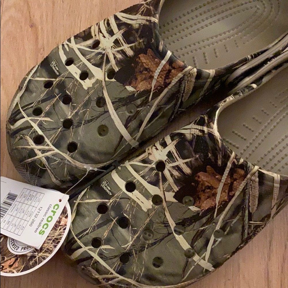 NWT CROCS Classic REALTREE Max 4 Men 13 Camo